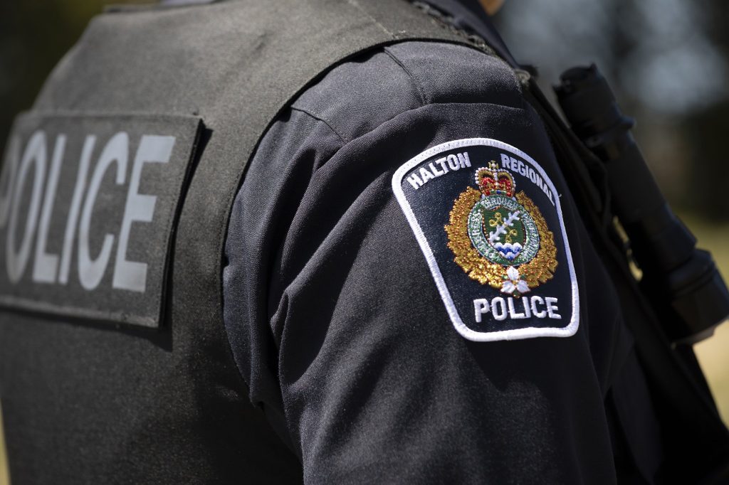 webnexttech | Police investigating armed home invasion in Oakville